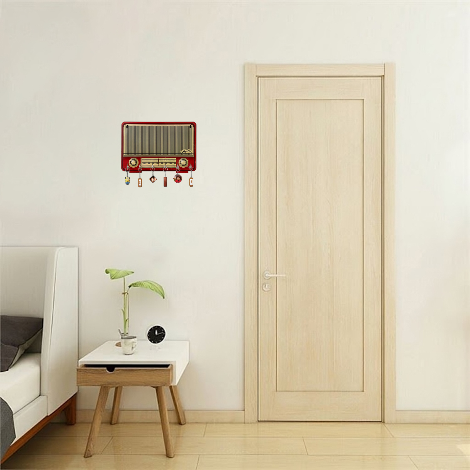 Stylish Radio Wooden Key Holder For Decor / Living Room
